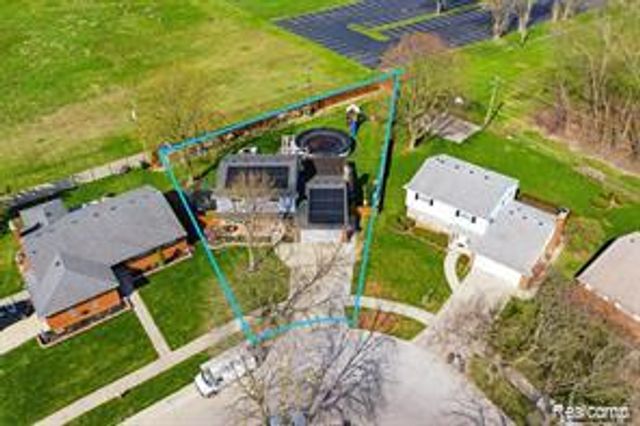 17312 Midway Avenue, Allen Park, MI 48101