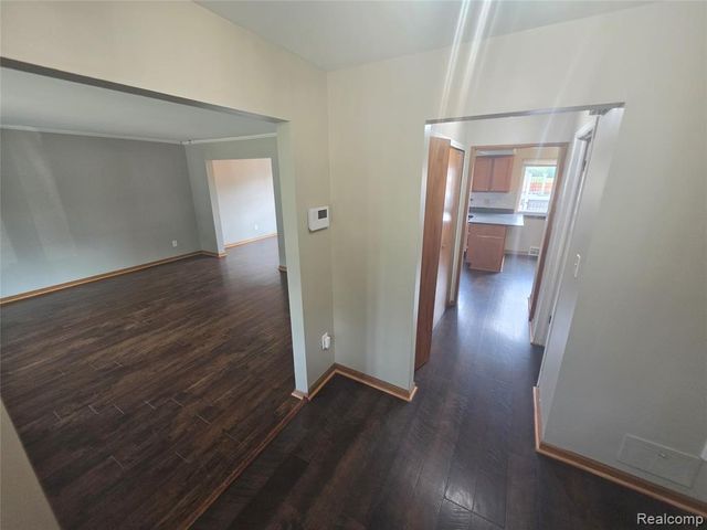 17312 Midway Avenue, Allen Park, MI 48101