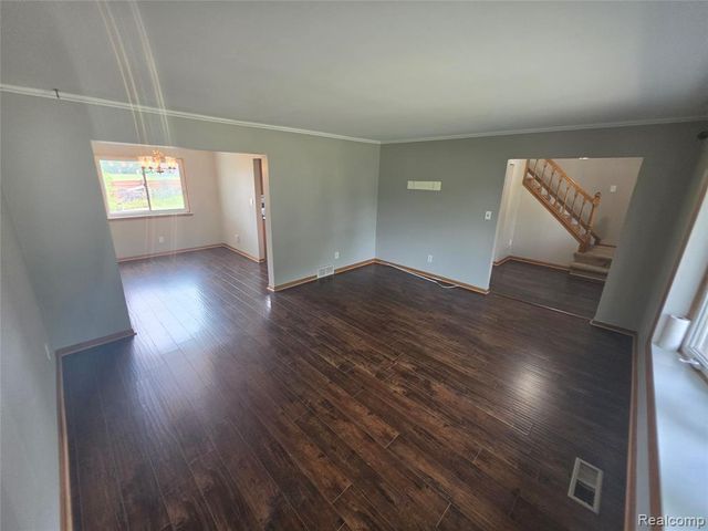 17312 Midway Avenue, Allen Park, MI 48101