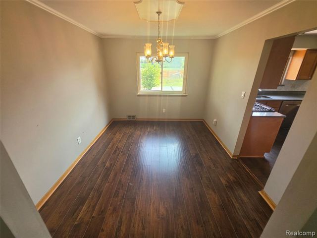 17312 Midway Avenue, Allen Park, MI 48101