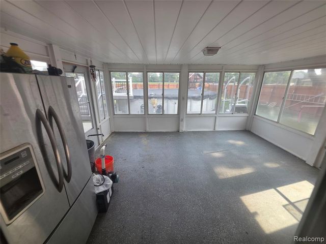 17312 Midway Avenue, Allen Park, MI 48101