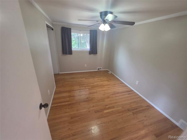 17312 Midway Avenue, Allen Park, MI 48101