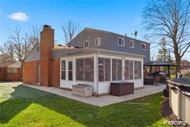 17312 Midway Avenue, Allen Park, MI 48101