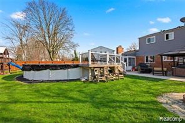 17312 Midway Avenue, Allen Park, MI 48101