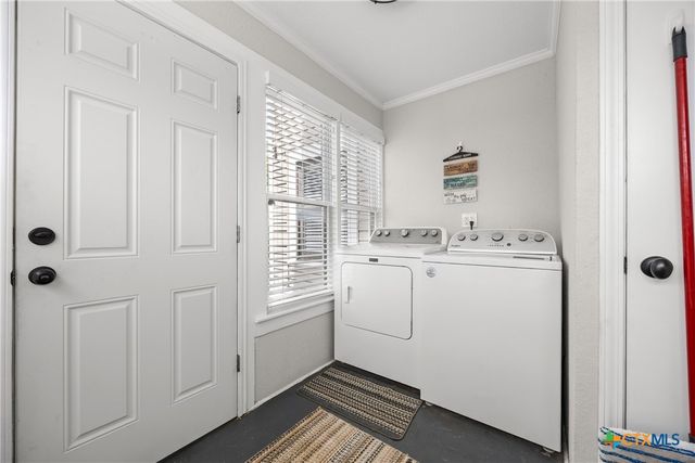 1009 E Leon Street, Gatesville, TX 76528