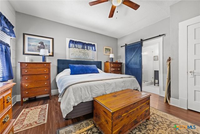 1009 E Leon Street, Gatesville, TX 76528