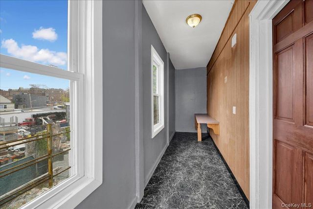 681 E 243rd Street, Bronx, NY 10470