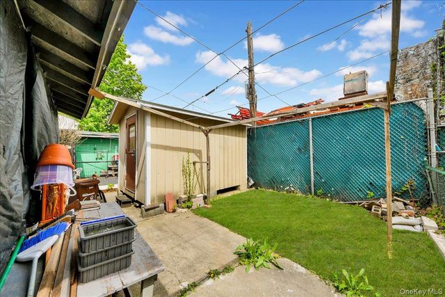 681 E 243rd Street, Bronx, NY 10470