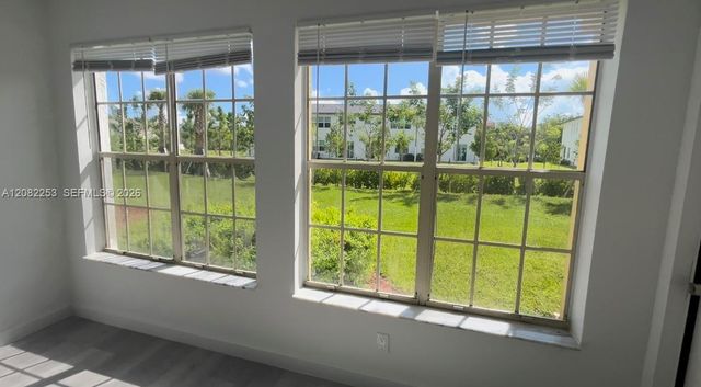 6324 La Costa Drive B, Boca Raton, FL 33433