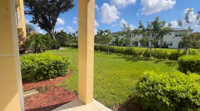 6324 La Costa Drive B, Boca Raton, FL 33433