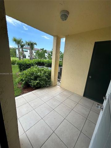 6324 La Costa Drive B, Boca Raton, FL 33433