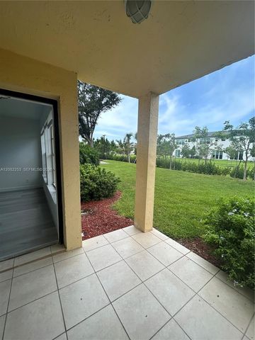 6324 La Costa Drive B, Boca Raton, FL 33433