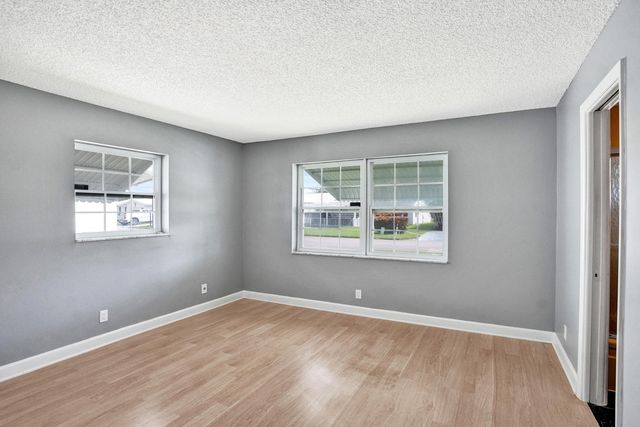 1013 SW 15th Street, Boynton Beach, FL 33426