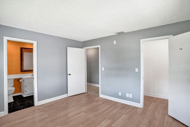 1013 SW 15th Street, Boynton Beach, FL 33426