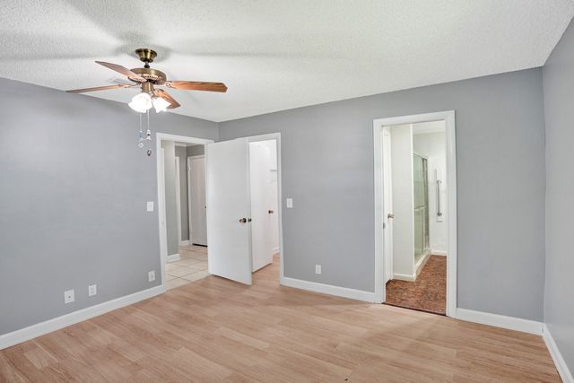 1013 SW 15th Street, Boynton Beach, FL 33426