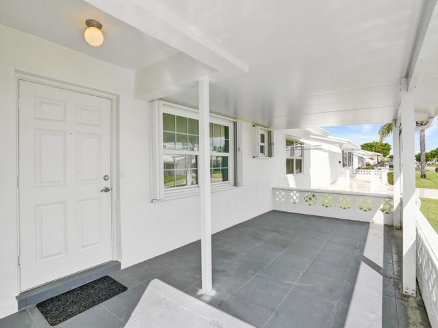 1013 SW 15th Street, Boynton Beach, FL 33426