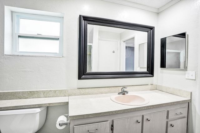 1013 SW 15th Street, Boynton Beach, FL 33426