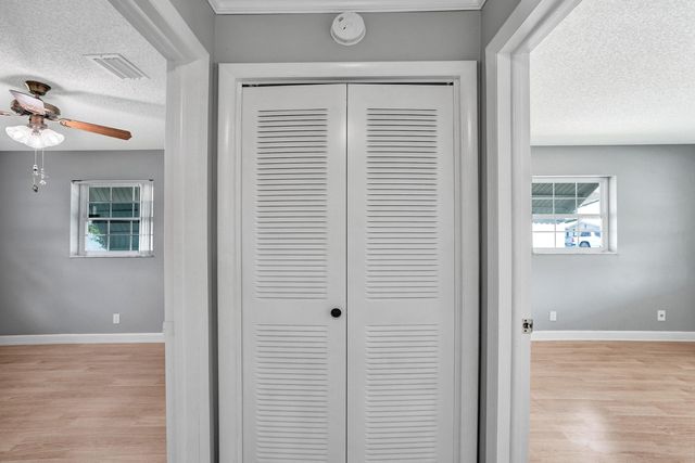 1013 SW 15th Street, Boynton Beach, FL 33426
