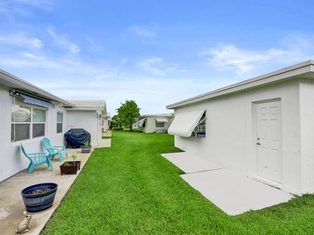 1013 SW 15th Street, Boynton Beach, FL 33426