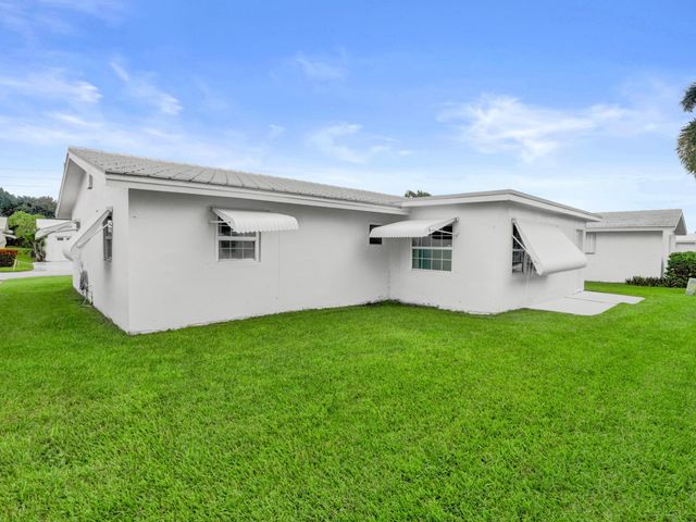 1013 SW 15th Street, Boynton Beach, FL 33426