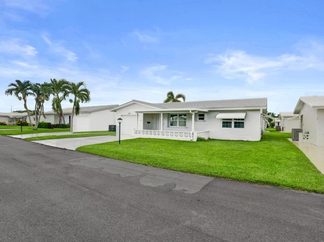 1013 SW 15th Street, Boynton Beach, FL 33426