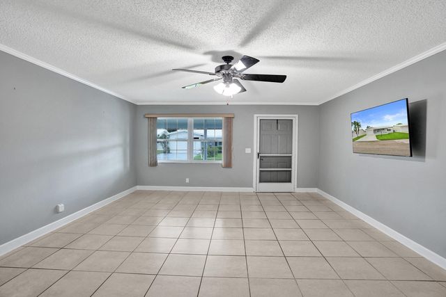 1013 SW 15th Street, Boynton Beach, FL 33426