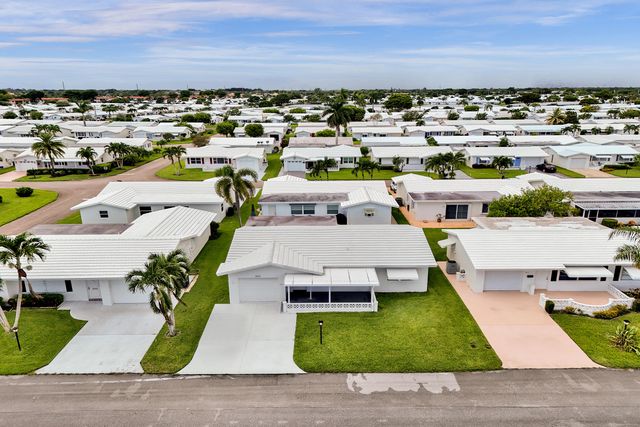 1013 SW 15th Street, Boynton Beach, FL 33426