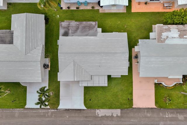 1013 SW 15th Street, Boynton Beach, FL 33426