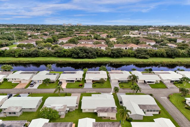1013 SW 15th Street, Boynton Beach, FL 33426