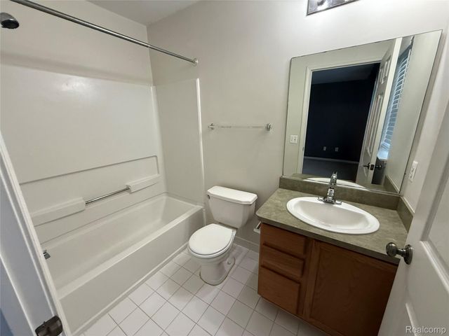 41290 Maplewood Drive, Canton Charter Township, MI 48187