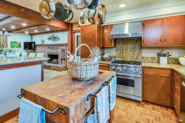 4038 E 3rd Ave, Napa, CA 94558