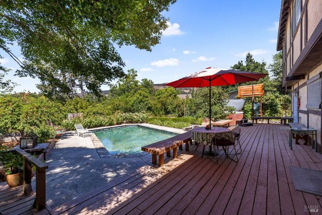 4038 E 3rd Ave, Napa, CA 94558