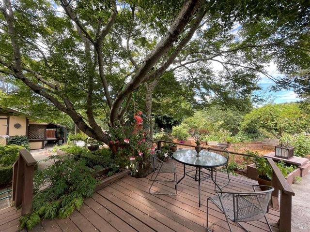 4038 E 3rd Ave, Napa, CA 94558