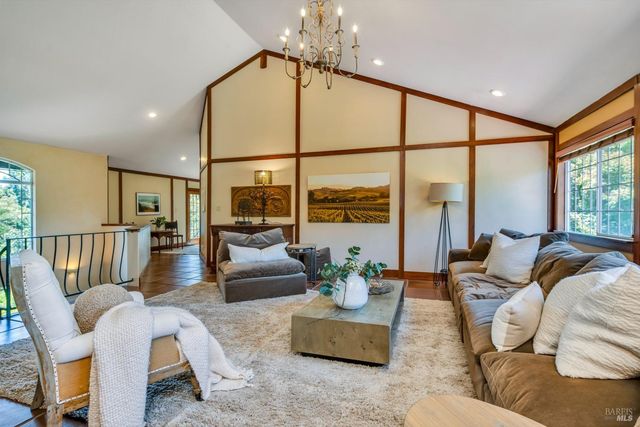 4038 E 3rd Ave, Napa, CA 94558