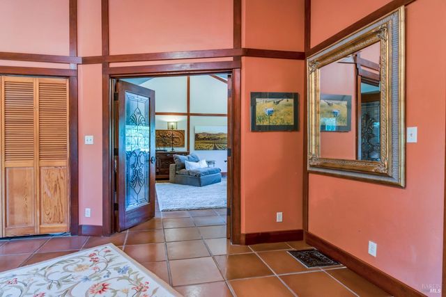 4038 E 3rd Ave, Napa, CA 94558