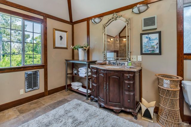 4038 E 3rd Ave, Napa, CA 94558