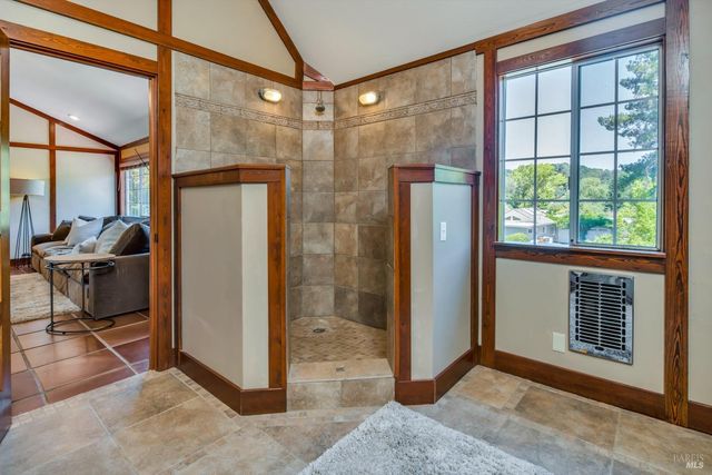 4038 E 3rd Ave, Napa, CA 94558