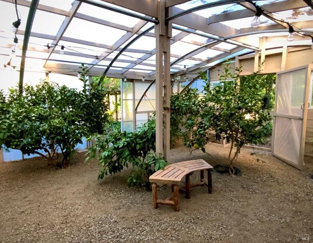 4038 E 3rd Ave, Napa, CA 94558