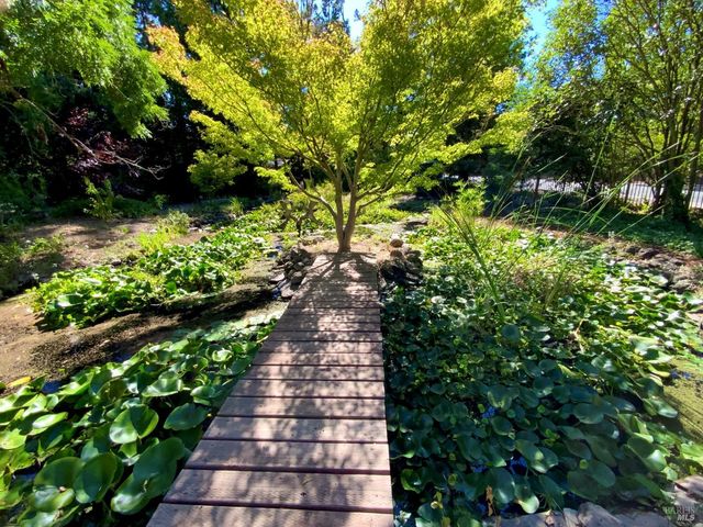 4038 E 3rd Ave, Napa, CA 94558