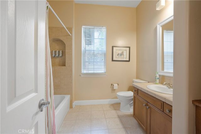 2555 Laurie Way, Arroyo Grande, CA 93420