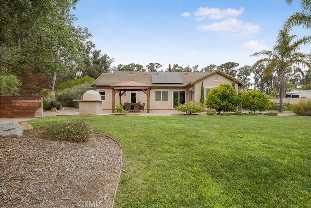 2555 Laurie Way, Arroyo Grande, CA 93420