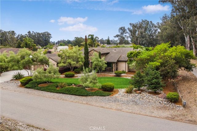 2555 Laurie Way, Arroyo Grande, CA 93420