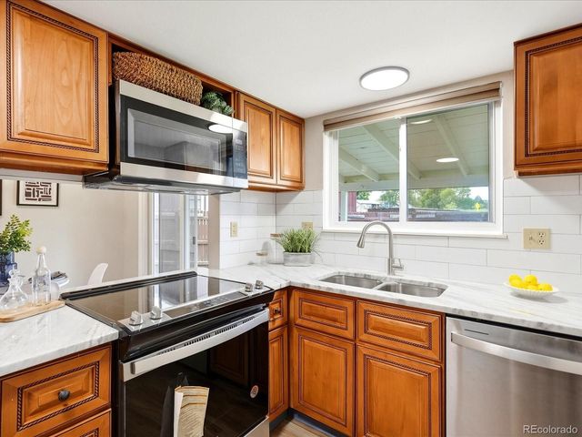 2 Pinon Place, Broomfield, CO 80020