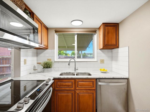 2 Pinon Place, Broomfield, CO 80020