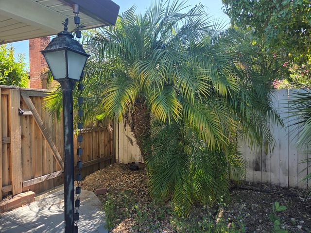 6546 Greencreek Way, Citrus Heights, CA 95621