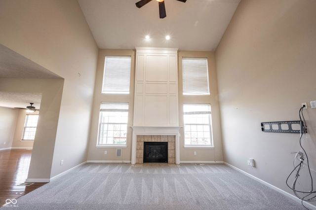 13086 Avon Cross Way, Fishers, IN 46037