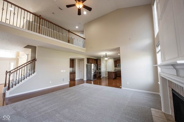 13086 Avon Cross Way, Fishers, IN 46037