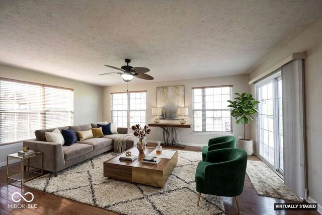 13086 Avon Cross Way, Fishers, IN 46037