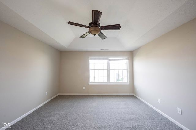 13086 Avon Cross Way, Fishers, IN 46037