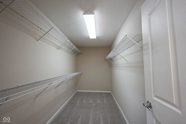 13086 Avon Cross Way, Fishers, IN 46037